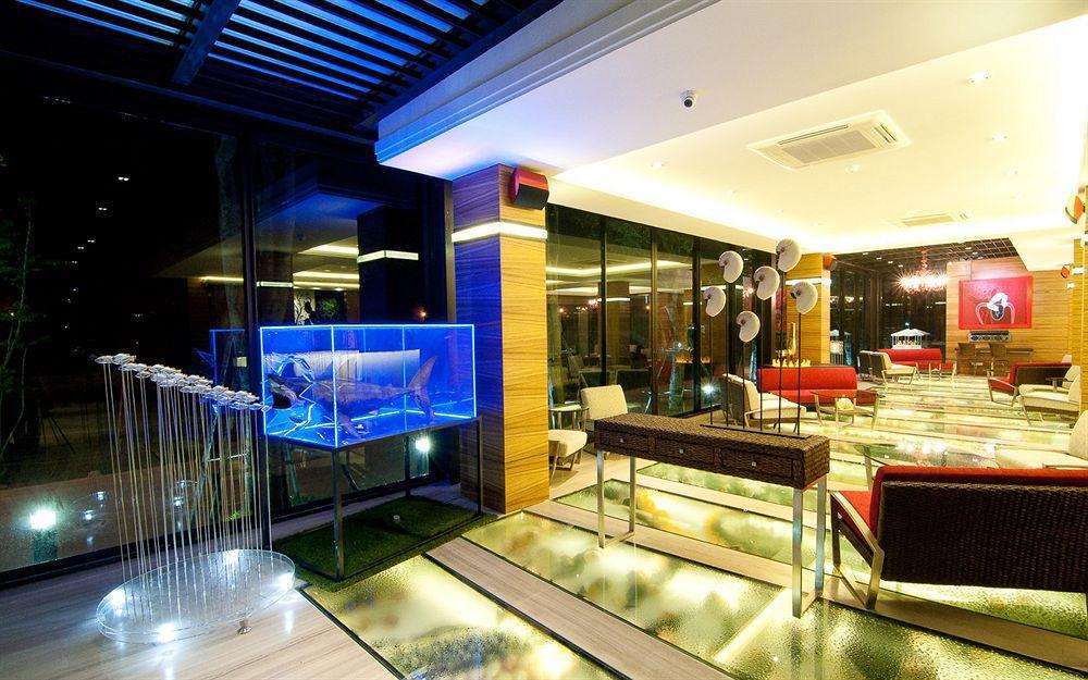 Le Vernissage Pattaya Bagian luar foto